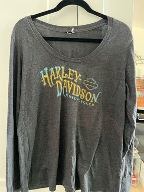 Harley-Davidson Charcoal Long Sleeve Tee with Yellow and Teal Logo Smokey Mtn